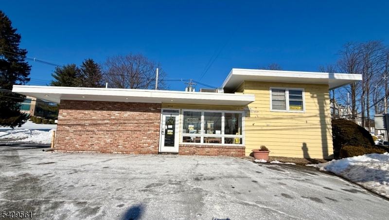 3510 Us Highway 46 Property Photo 1