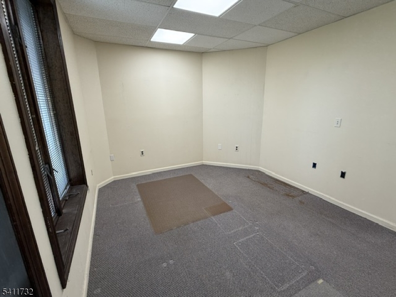 699 Washington St Property Photo 10