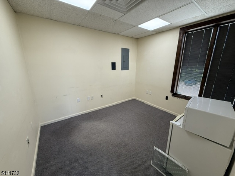 699 Washington St Property Photo 13