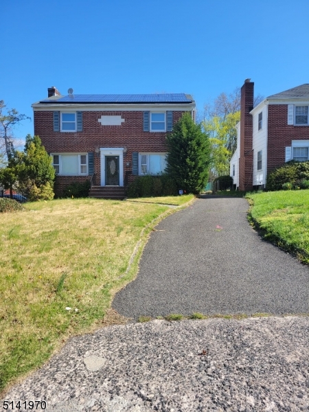 299 Reynolds Ter Property Photo 1