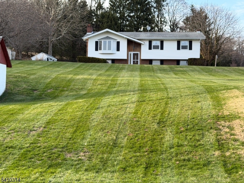 252 Mountain View Road Property Photo 4