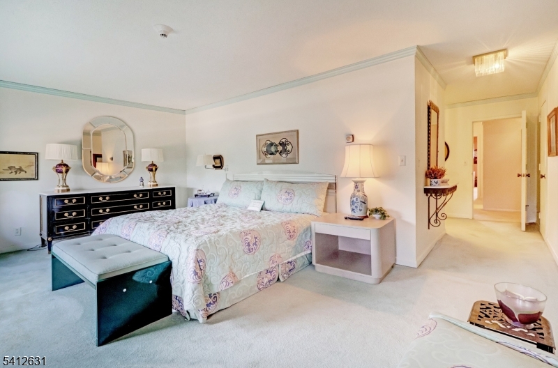 2 Claridge Dr. 2hw Property Photo 10