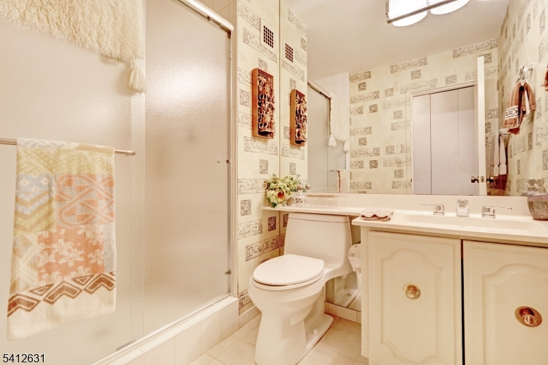 2 Claridge Dr. 2hw Property Photo 14