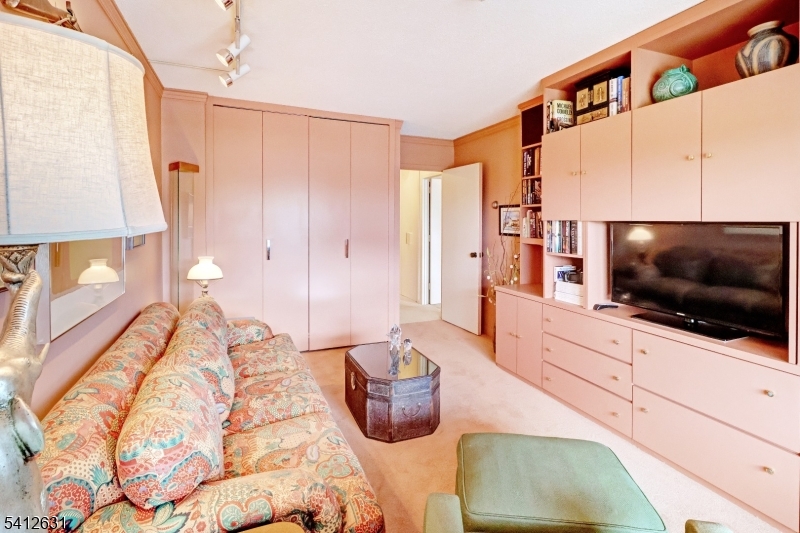 2 Claridge Dr. 2hw Property Photo 15