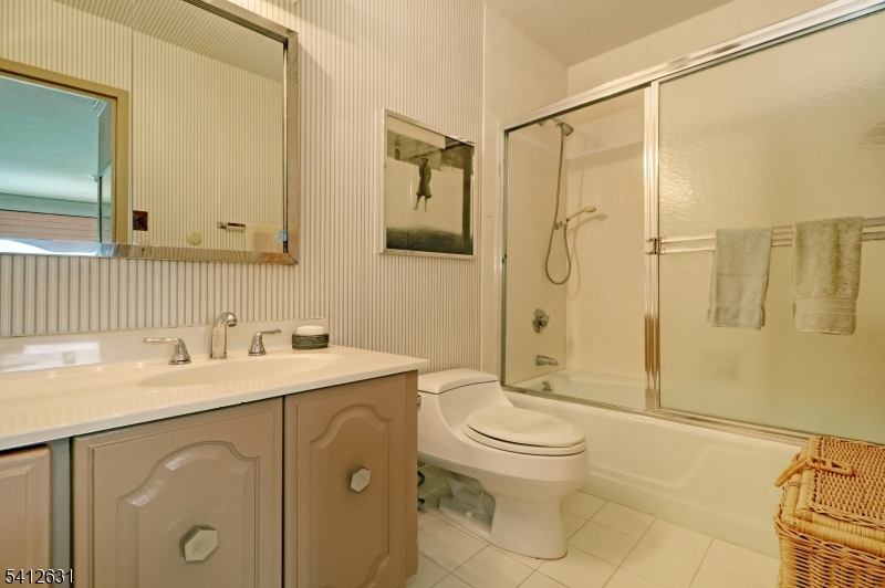 2 Claridge Dr. 2hw Property Photo 17