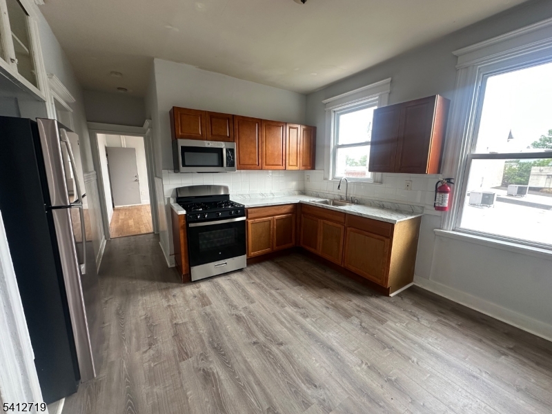 159 21St St 2 Property Photo 1
