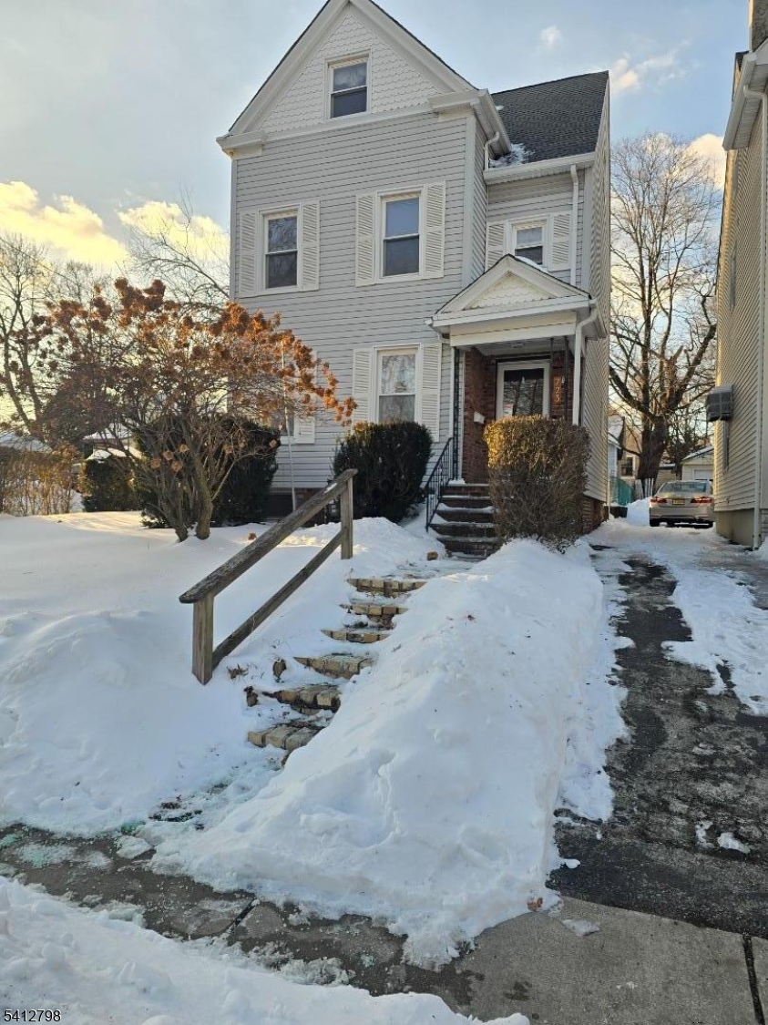 723 Bloomfield Ave