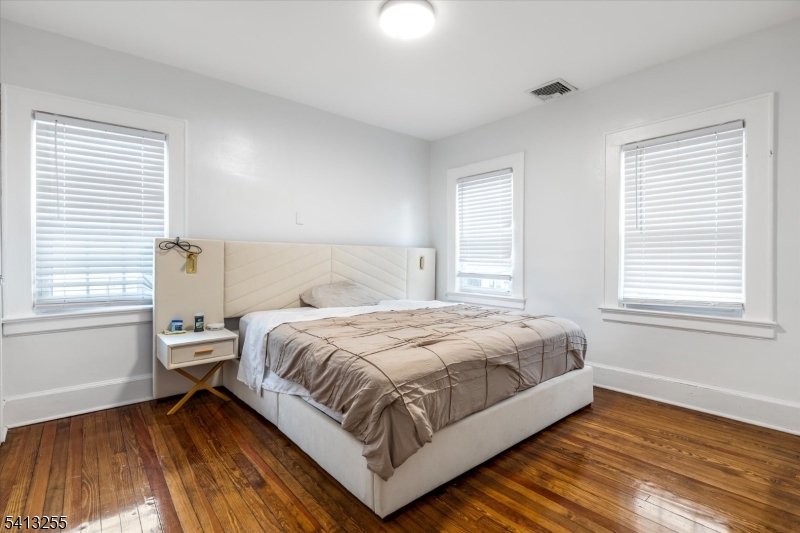 9 Wayne Pl Property Photo 14
