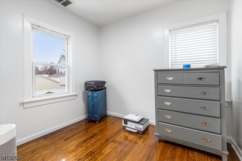 9 Wayne Pl Property Photo 15