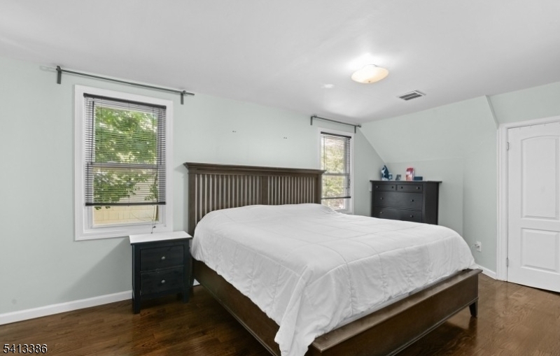 17 Alvin Ter Property Photo 11