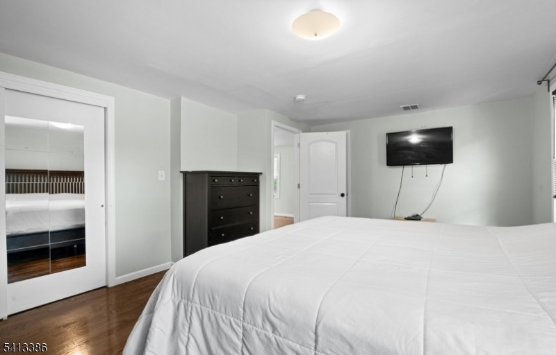 17 Alvin Ter Property Photo 15