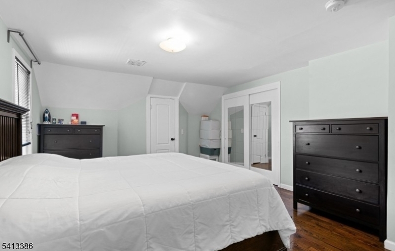 17 Alvin Ter Property Photo 16