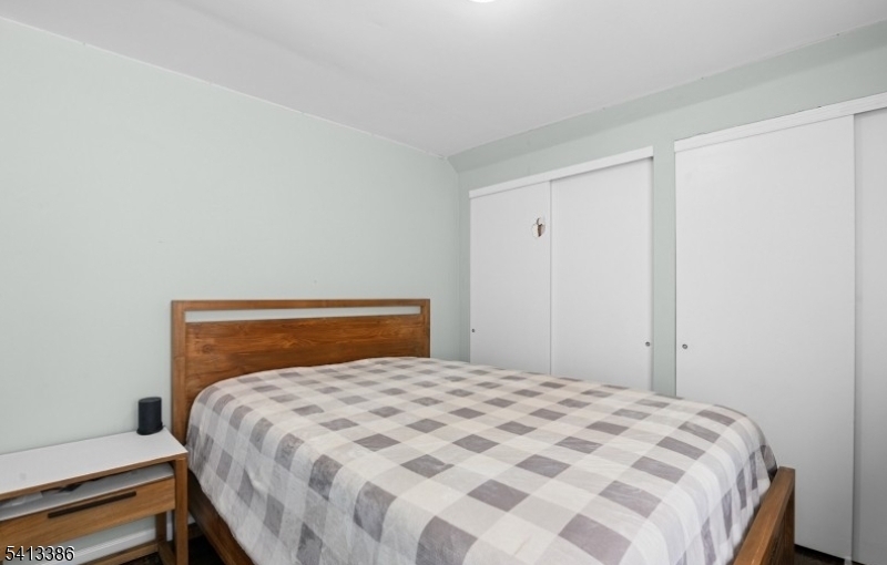 17 Alvin Ter Property Photo 18
