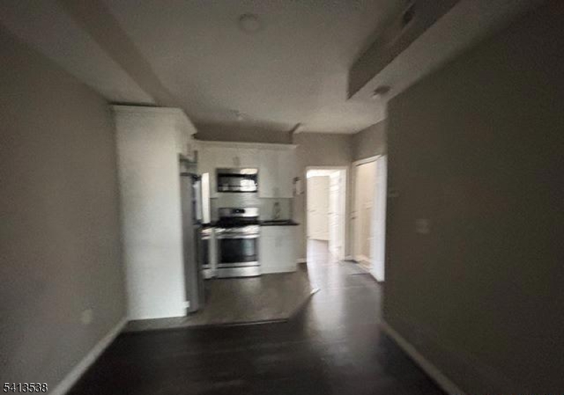 161 19th St Property Photo 6