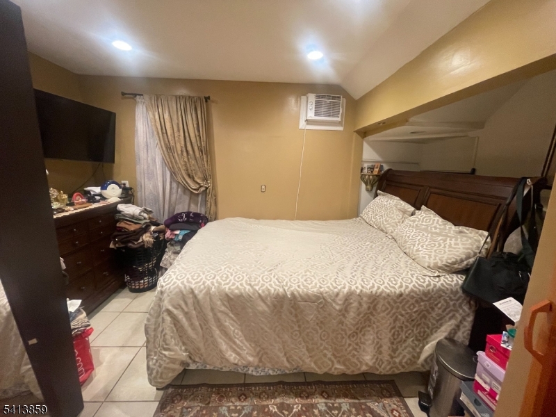 25 Ward St Property Photo 5