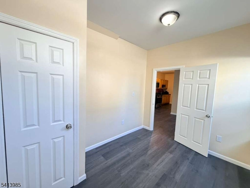 113 Delavan Ave Property Photo 1