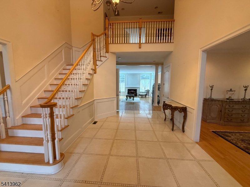 6 Trout Brook Ct Property Photo 3