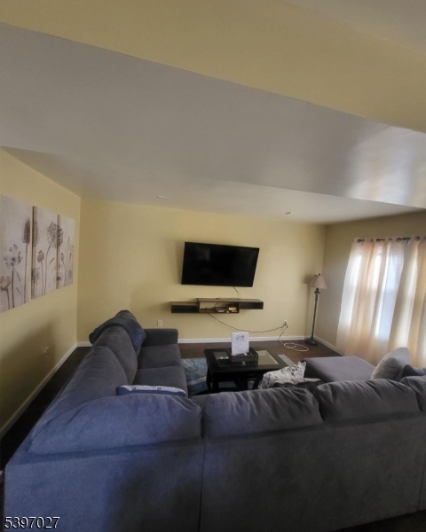 1371 Clinton Ave Property Photo 21