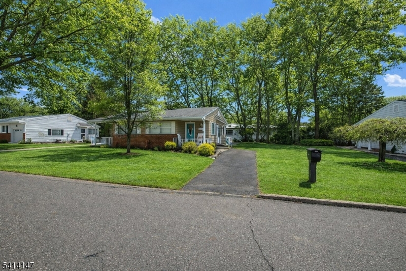 5 A Wyoming Ave Property Photo 1