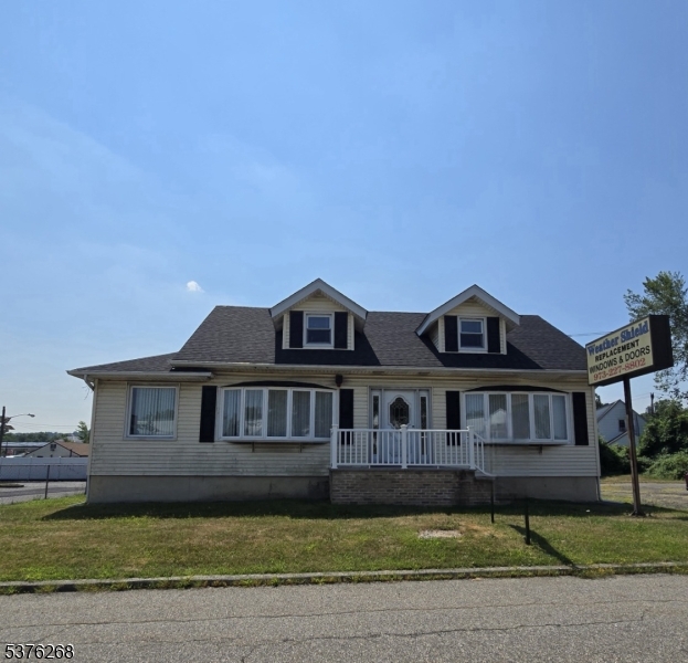588 Us Highway 46 Property Photo 1