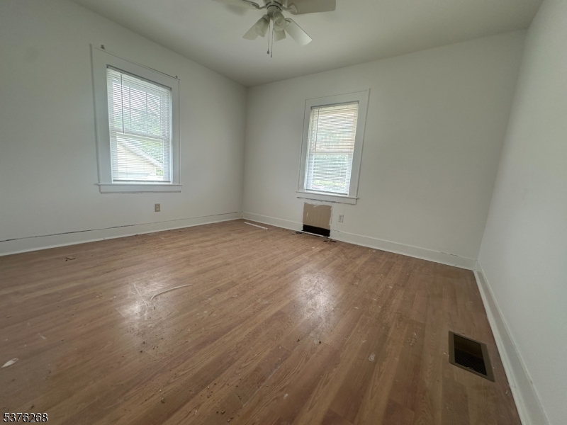 588 Us Highway 46 Property Photo 7