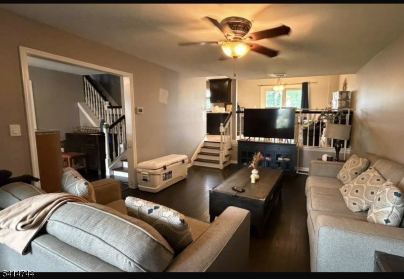 12 Drapkin Ave Property Photo 5