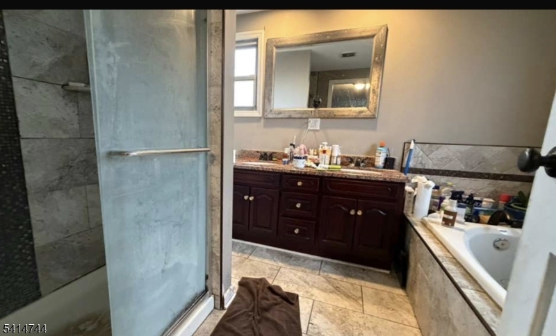 12 Drapkin Ave Property Photo 14