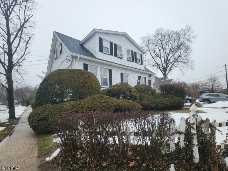 5 Bellevue Ave Property Photo 2