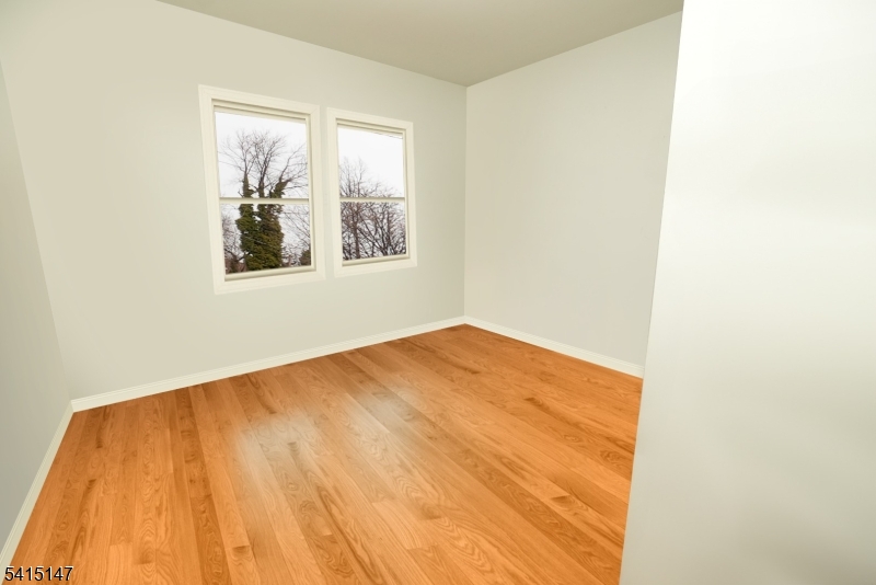 14 Hazel Pl Property Photo 5