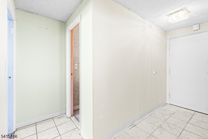 170 Lafayette Ave 6a Property Photo 2