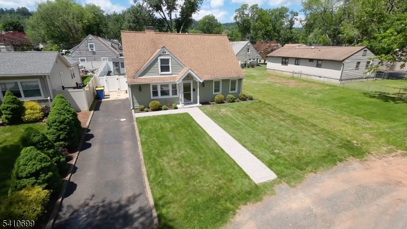 122 Greenbrook Rd Property Photo 42