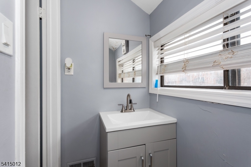 40 Bennington Sq Property Photo 12
