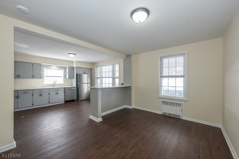 71 Washington St Property Photo 2