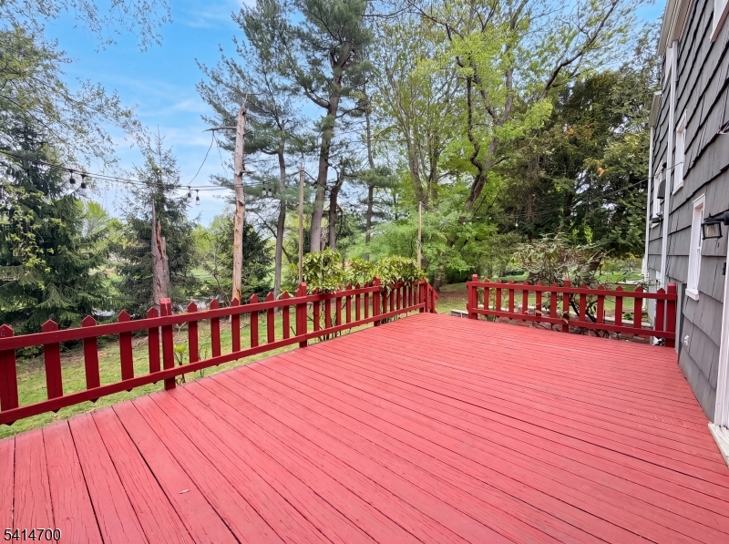 78 Parkside Rd Property Photo 18