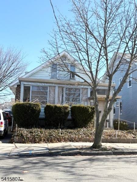 606 Hagel Ave Property Photo 1