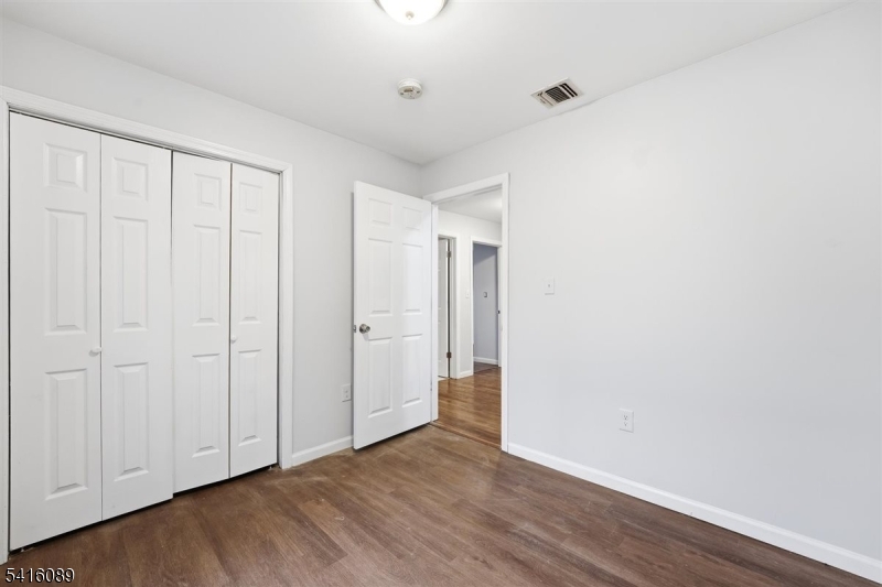 9 Godwin Ave Property Photo 15