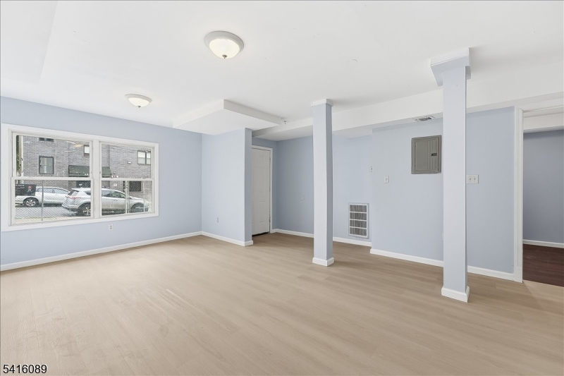9 Godwin Ave Property Photo 25