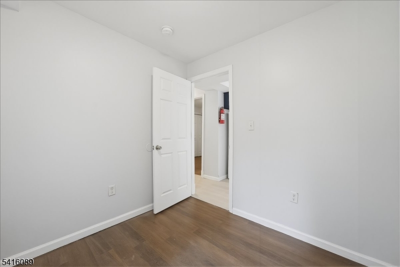 9 Godwin Ave Property Photo 27