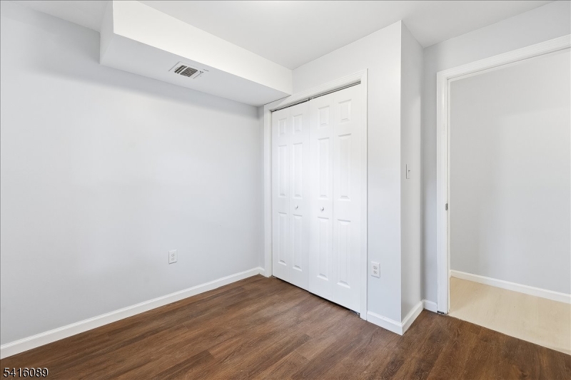 9 Godwin Ave Property Photo 35