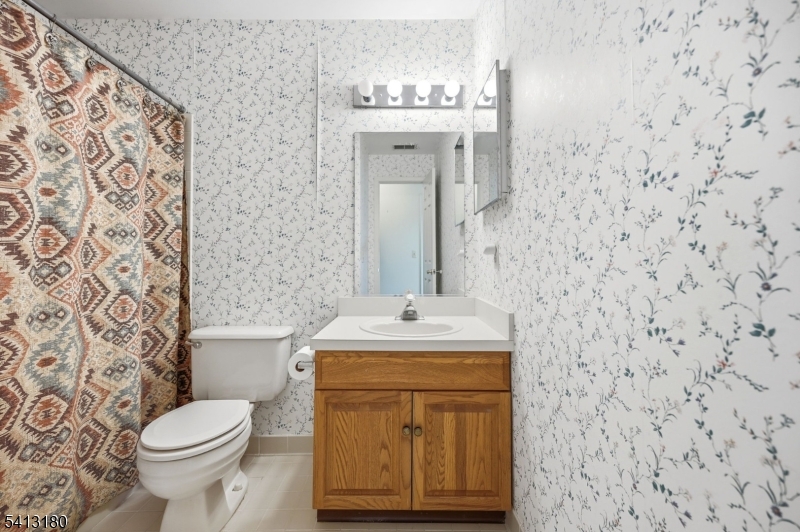 12 Smithfield 12 Property Photo 13