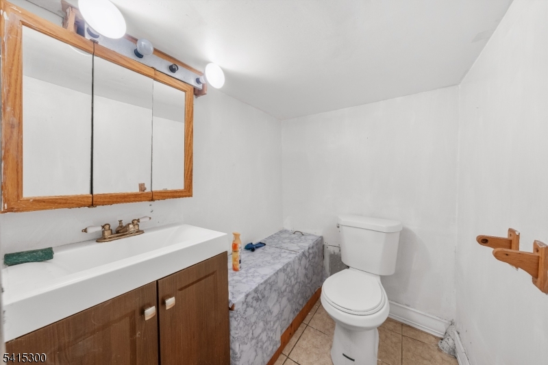 741 Berckman St Property Photo 32
