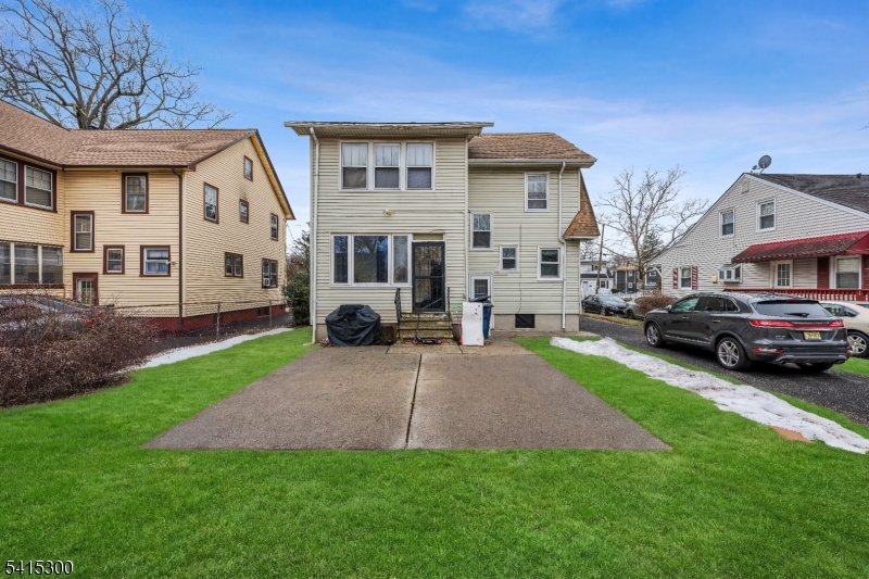 741 Berckman St Property Photo 41