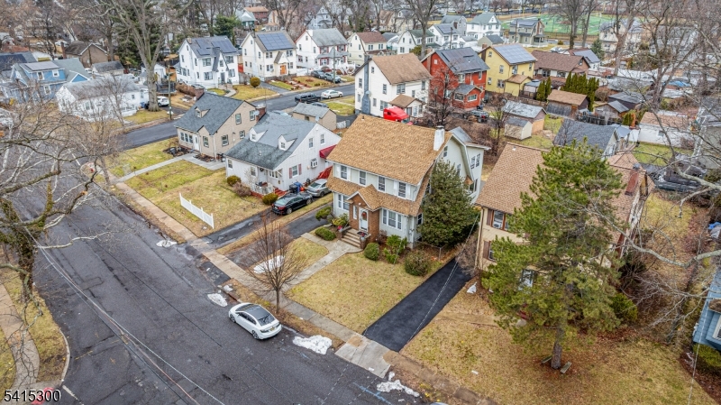 741 Berckman St Property Photo 43