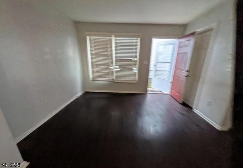 677 S 14th St Property Photo 2
