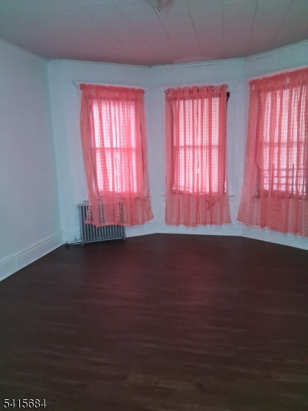 37 Springdale Ave Property Photo 16