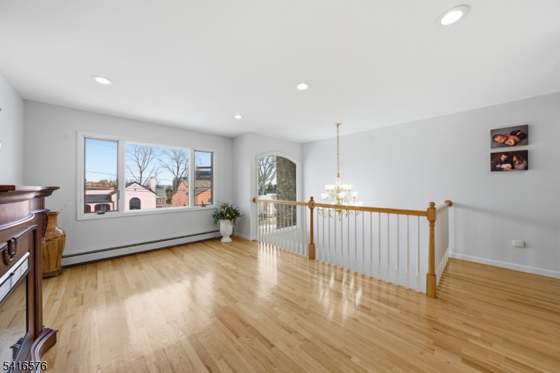 270 Baldwin Ave Property Photo 19