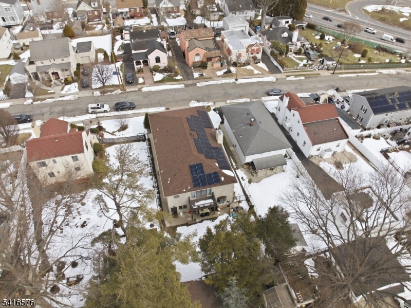 270 Baldwin Ave Property Photo 42