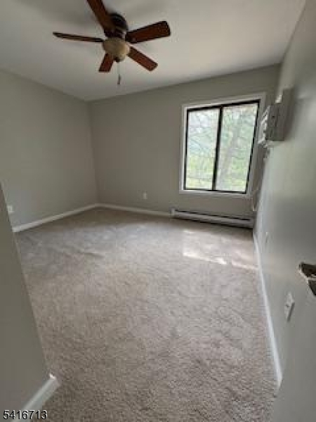 140 Amberly Dr Property Photo 20