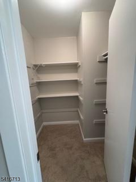 140 Amberly Dr Property Photo 30