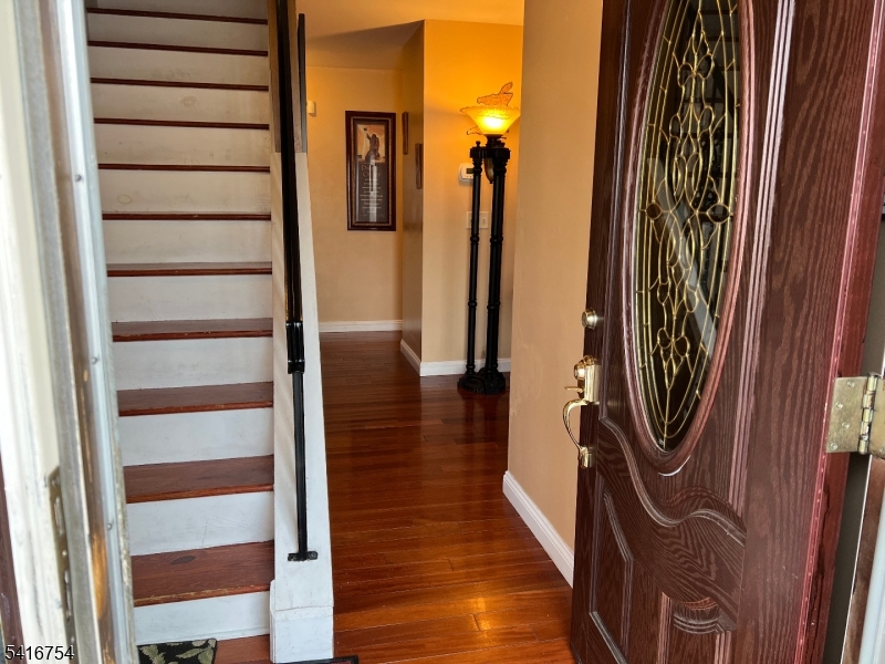 415 Wheatsheaf Rd Property Photo 2